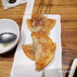 沈陽金香匯三寶晚茶大東店 牛肉圓蔥餡餅的口味評(píng)價(jià)與實(shí)拍分享