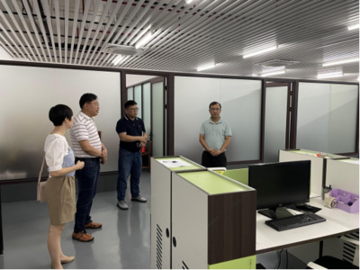 廣西大學團委書記謝能重一行蒞臨科技園考察指導，聚焦科技企業孵化器運營與管理